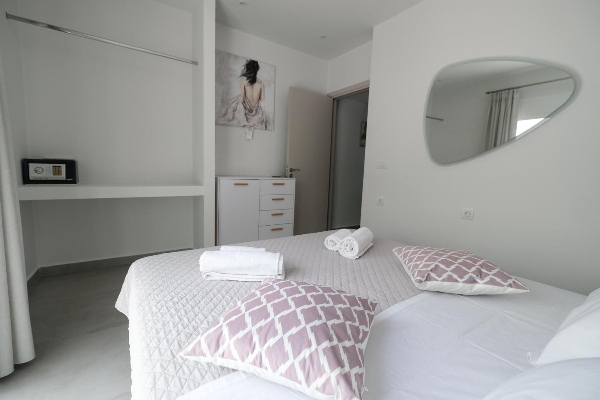 Rhodes Retreat: Modern Comfort In Serene Luxury Rhodes City Zewnętrze zdjęcie